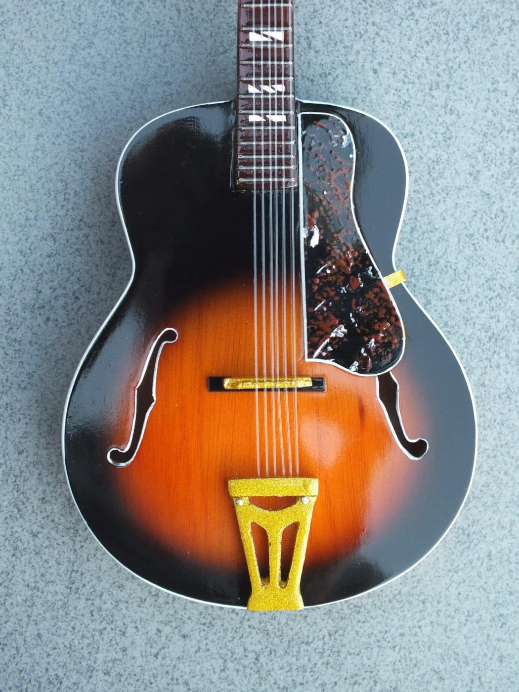 Miniature Electric Guitar Elvis Presley Decorative Collectibles Miniatures