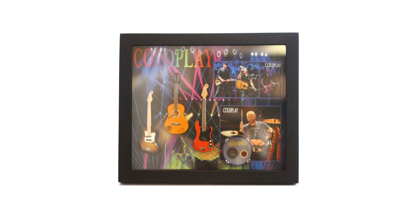 RGM8832 Coldplay Miniature Guitar Collection in Shadowbox Frame