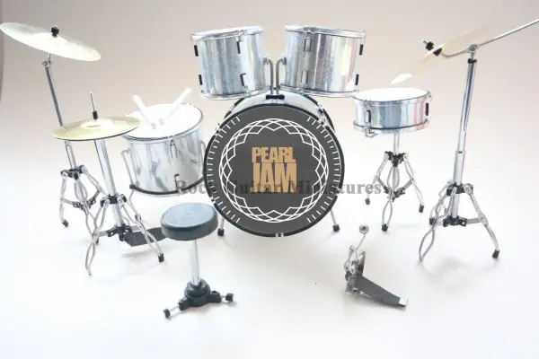 Batterie miniature Tama Lars Ulrich Metallica le cadeau idéal pour batteur et fan de rock