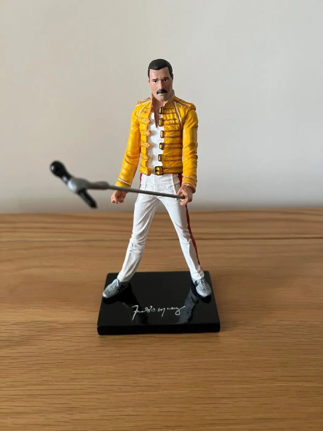 freddie-2-resiz.jpg.webp