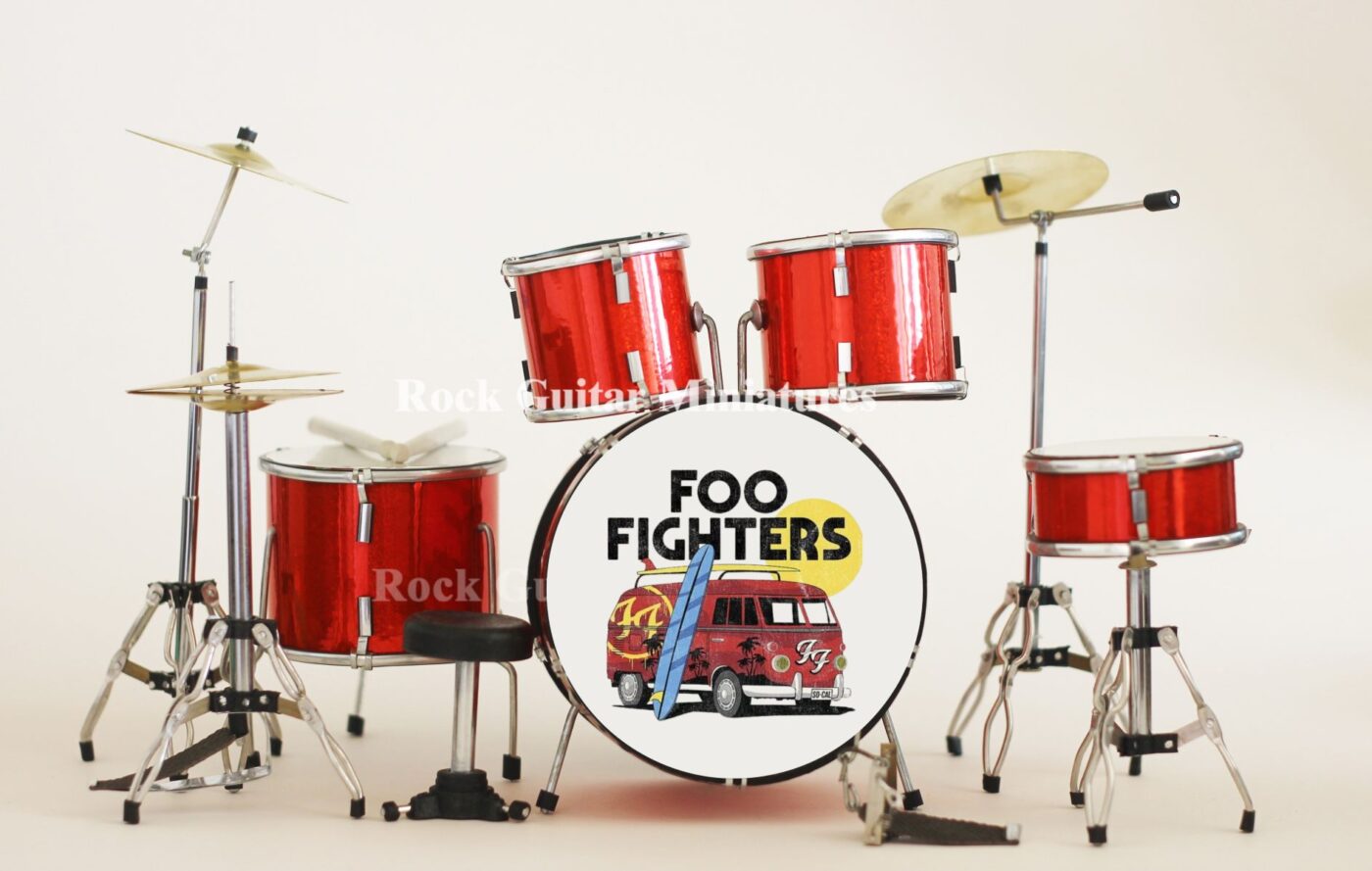 RGM529 FOO FIGHTERS resiz